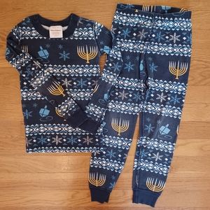 Hanna Andersson Hanukkah Menorah Dreidel pajamas size 5/110 cm